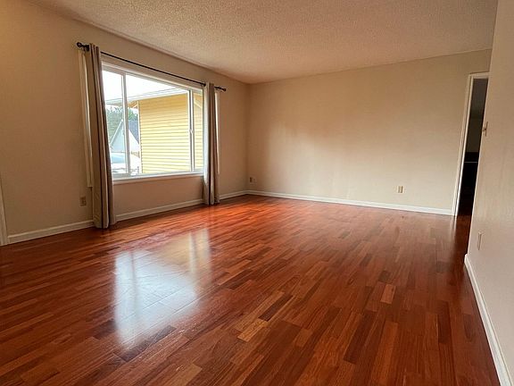 2nd image of 14020 145th Ave SE