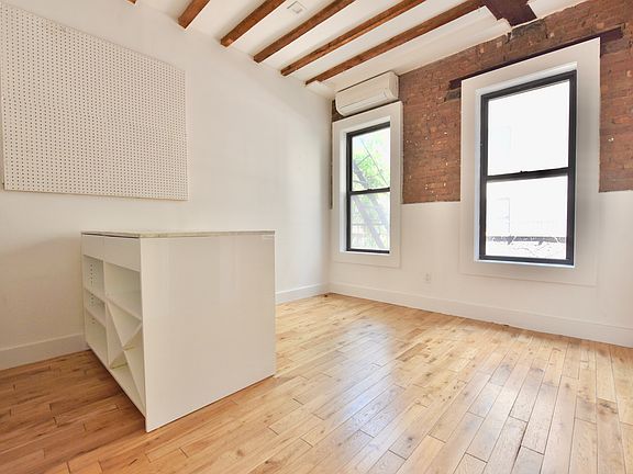 3rd image of 485 Pacific St #Bb4