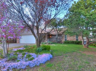 909 Ridgecrest Rd, Edmond, OK 73013