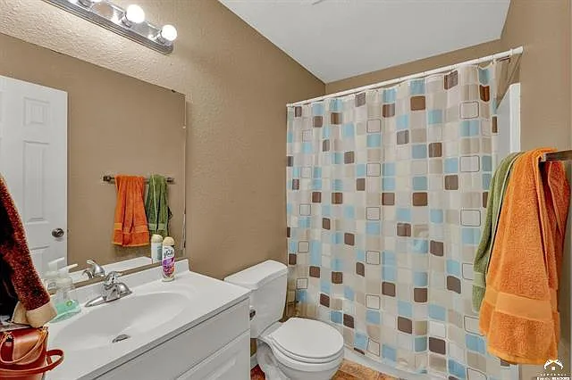 1011 W 24th St #1011 — Photo 41
