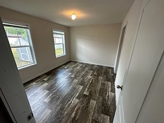 4th image of 27 Bee Jay Dr #27