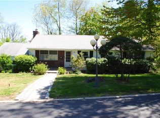 95 Wellford Rd, White Plains, NY 10607