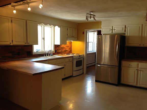 Open kitchen