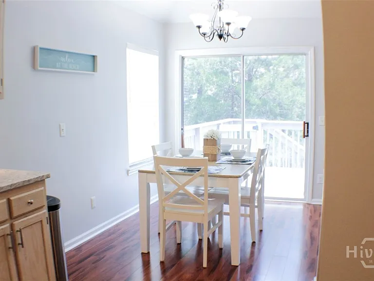 Teakwood Dr — Photo 11