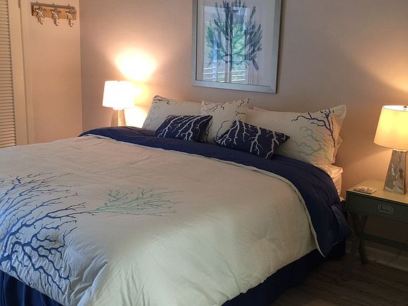 5th image of 10 Garden St APT 208S