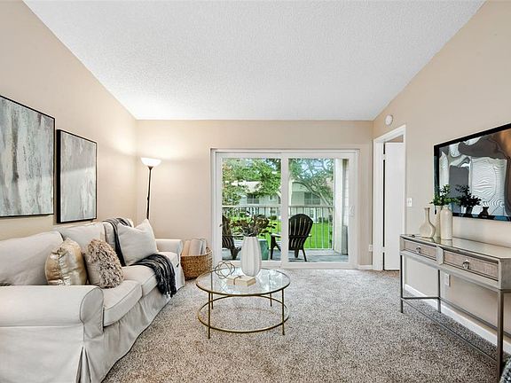 4th image of 1435 Millstream Ln APT 204