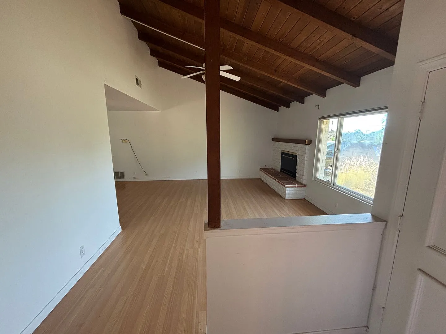 Lovely Home on a peaceful and charming cul de sac in the Hope Neighborhood! — Photo 3