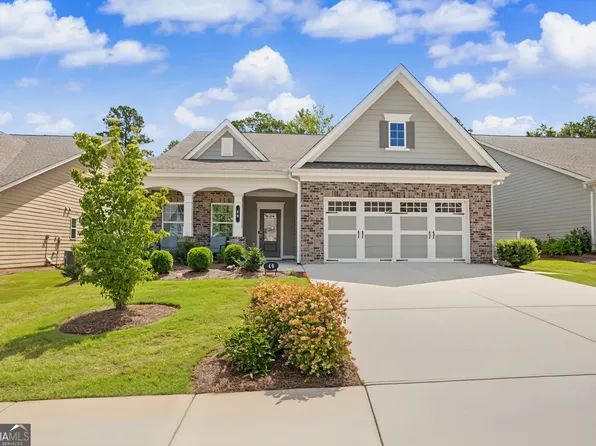40 Greenleaf Pass, Sharpsburg, GA 30277