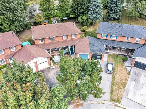 1138 Tanzer Ct, Pickering, ON L1W 3S4