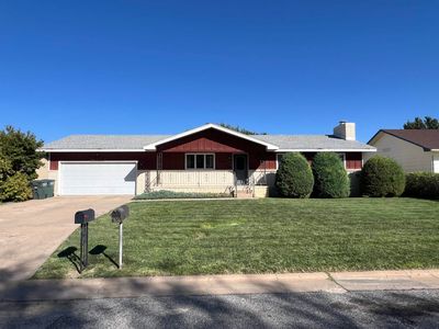 2704 Buffalo Dr, Dodge City, KS, 67801