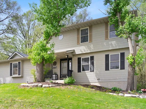 4620 N Division St, Davenport, IA 52806