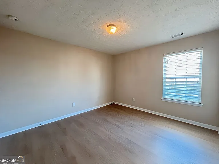 2751 Spence Ct — Photo 23