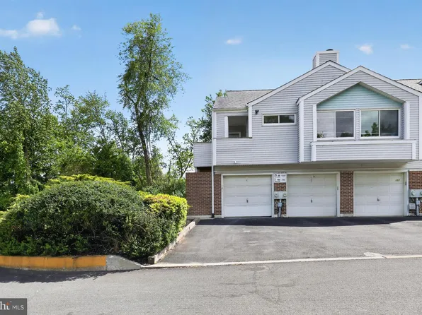 101 Margit Ct, Newark, DE 19711
