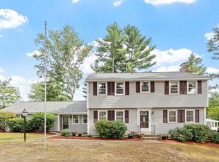 2 Sycamore Ln, Nashua, NH 03063