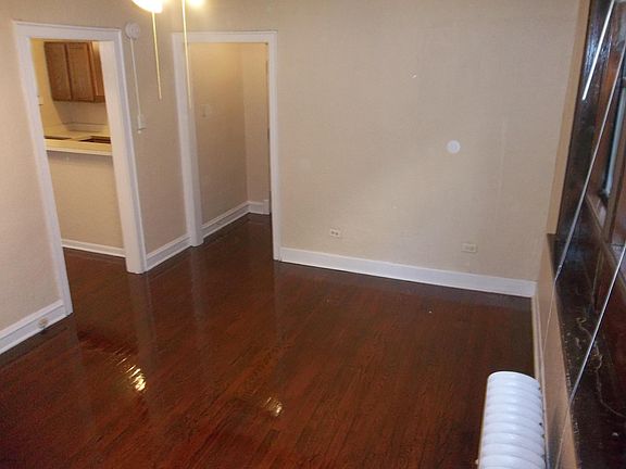 3rd image of 421 S Oak Park Ave APT H1