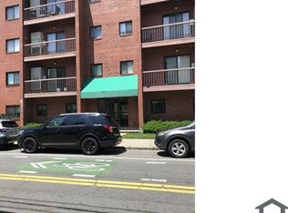 72 School St APT 3, Everett, MA 02149