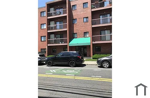 386 3rd St #S2 Photo 1