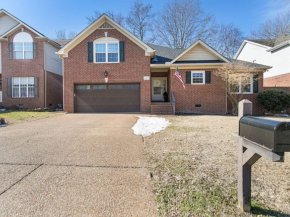 2nd image of 1407 Clairmonte Cir
