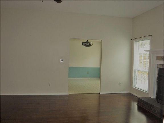5th image of 612 N 7th St