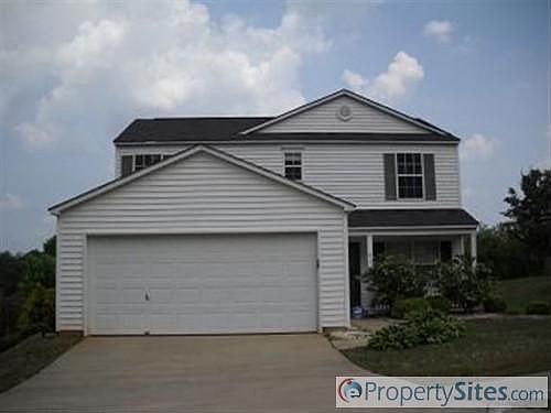 1st image of 9 Willow Bend Dr