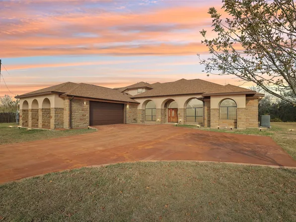 8370 Old 195, Florence, TX 76527