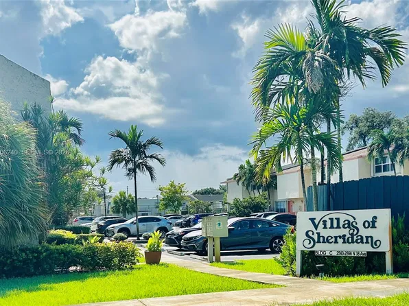 2554 N 38th Ave, Hollywood, FL 33021