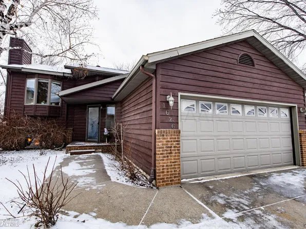 1626 29th Ave S, Fargo, ND 58103