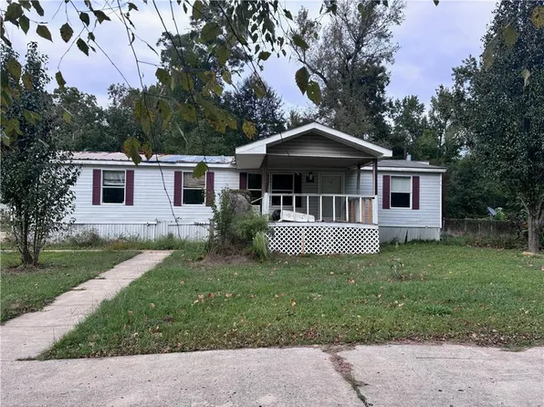 1320 Tioga Rd, Pineville, LA 71360