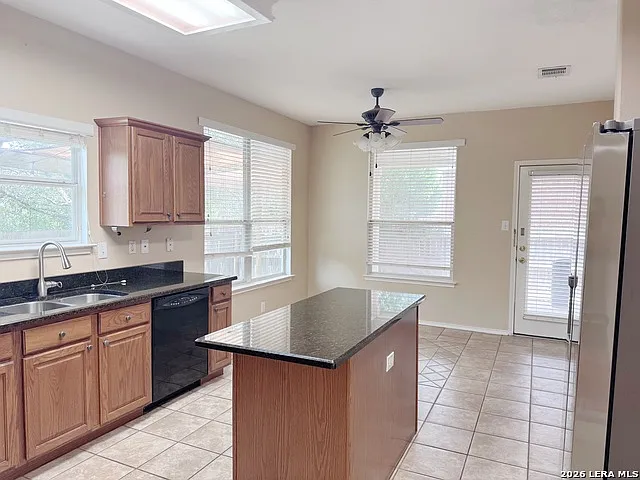 8815 Redwood Bnd — Photo 7