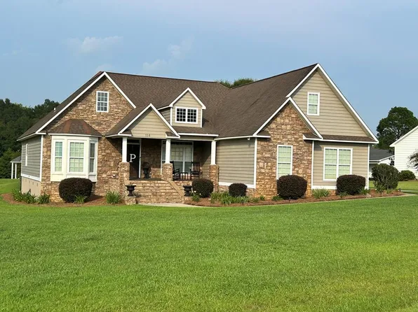 114 Surrey Cir, Tifton, GA 31793