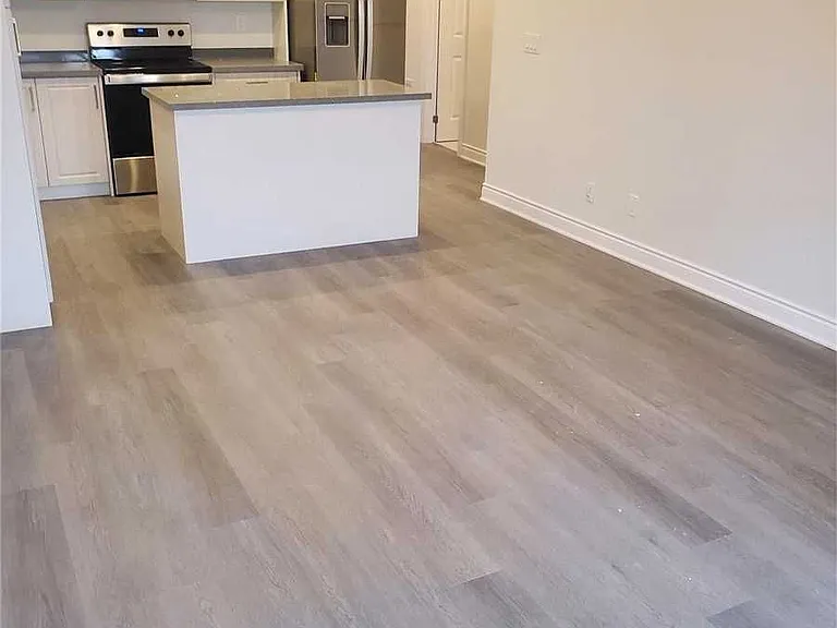 721 Franklin Blvd #103 — Photo 1