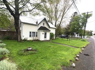 142 Pre Emption Rd, Bellona, NY 14415