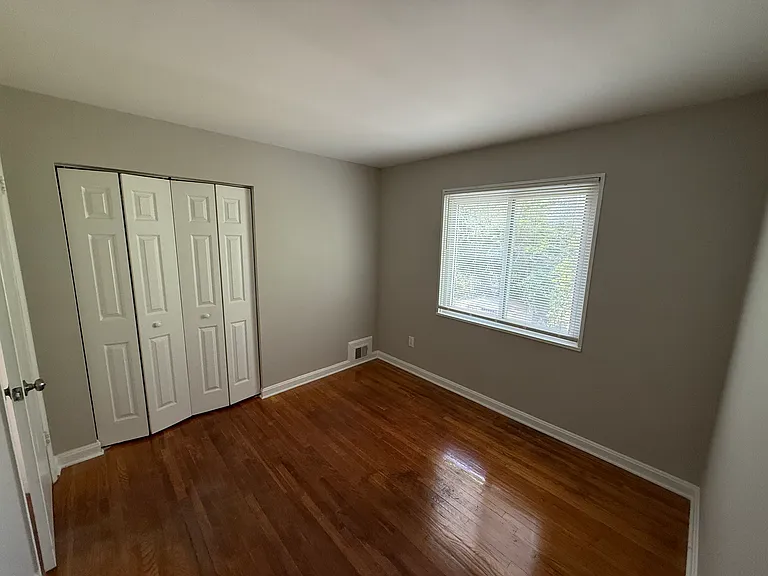 6221 Addison Rd — Photo 10