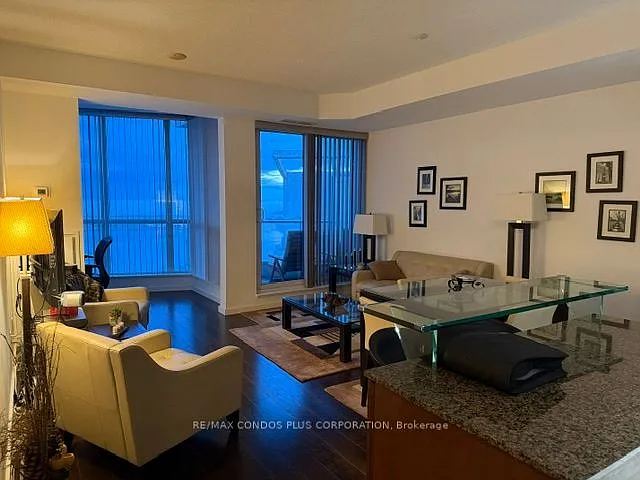 218 Queens Quay W #2611 — Photo 17