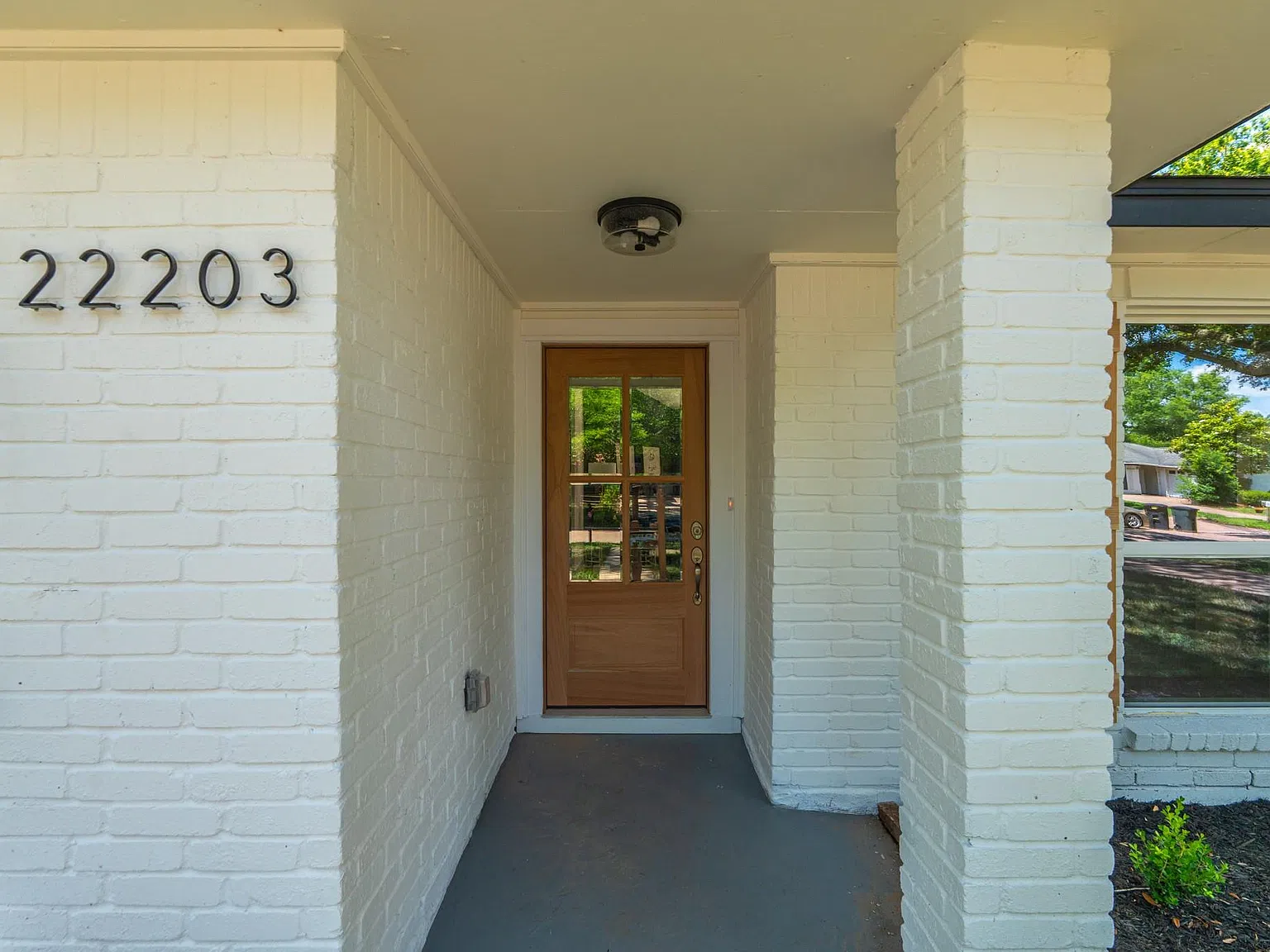 3 bed, 2.0 bath, 1780 sqft, $2,500 — Photo 3