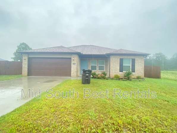 303 Magnolia Ct, Jacksonville, AR 72076