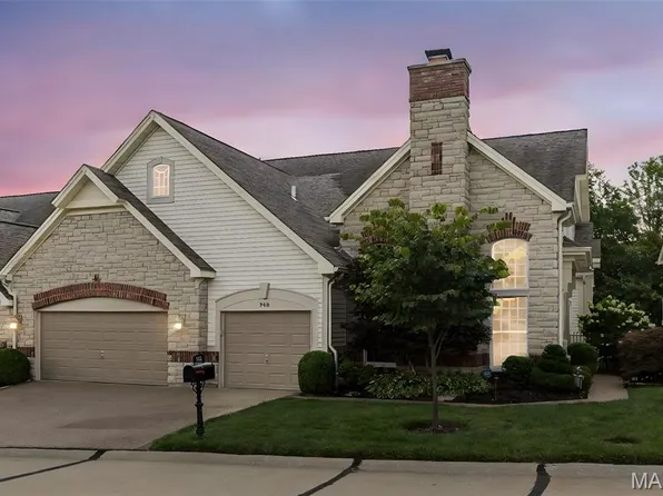 740 Stonebluff Ct, Chesterfield, MO 63005