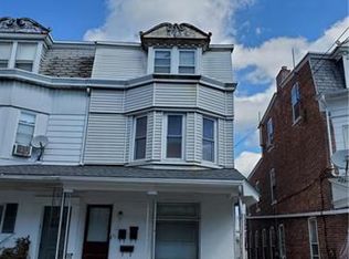 35 N 3rd St, Emmaus, PA 18049