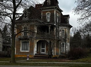 112 W Main St, Manchester, MI 48158