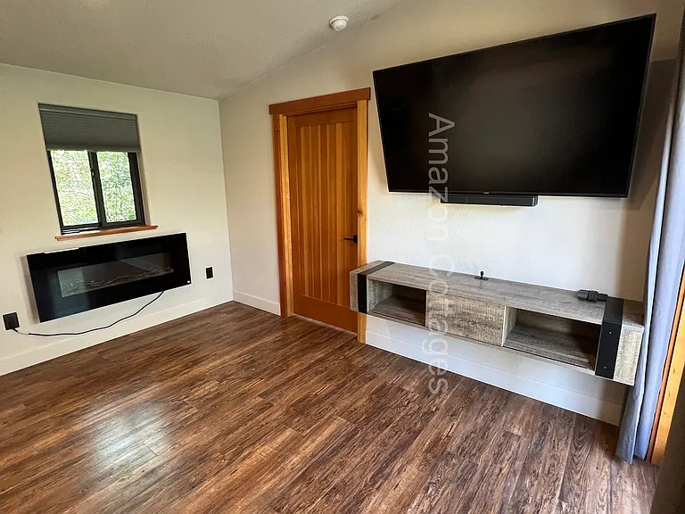 522 E 30th Ave — Photo 11