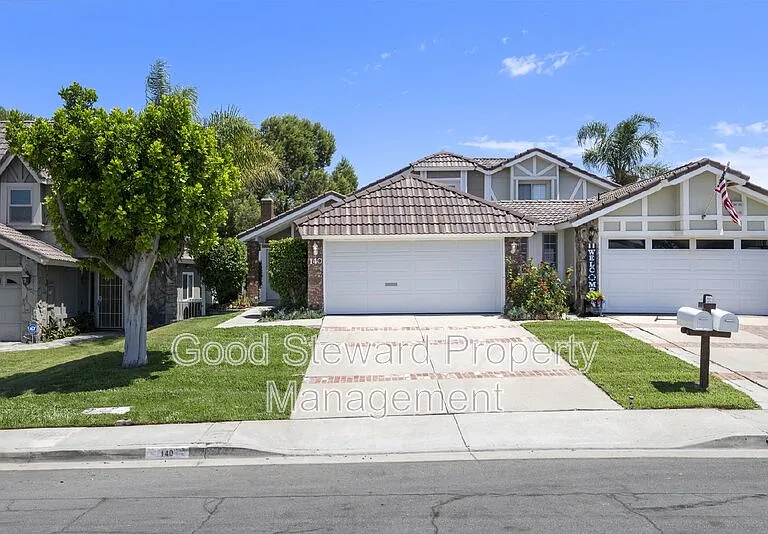 140 S Birchwood St — Photo 2