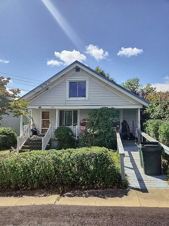 4134 Terrace Ave photo 1