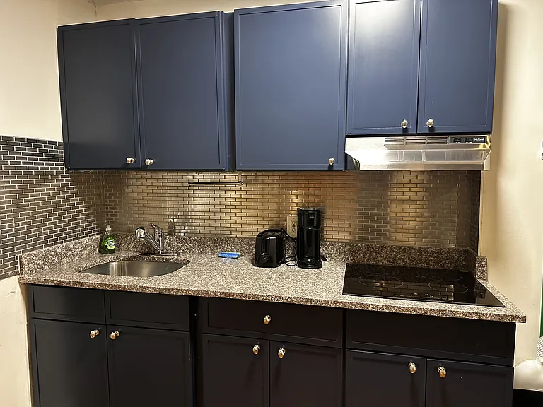 128 Greene Ave #1R — Photo 4