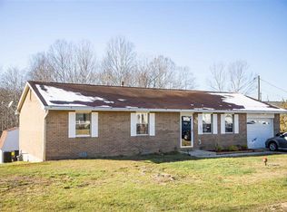 571 Wild Cherry Cir, Raceland, KY 41169