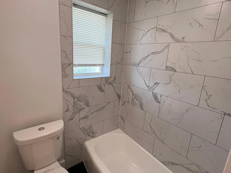 211 Paterson Ave #8 — Photo 7
