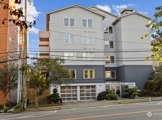 3271 SW Avalon Way APT 403, Seattle, WA 98126