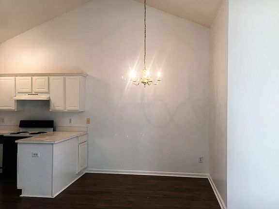 3rd image of 3643 Merestone Dr