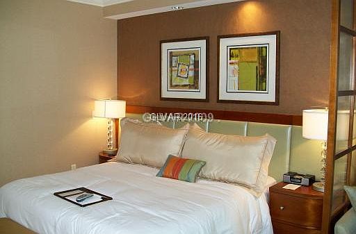 4th image of 135 Harmon Ave #705