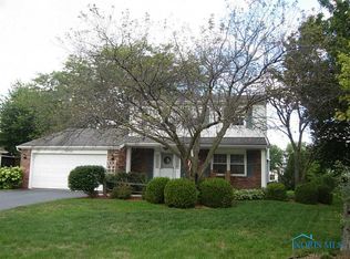 26710 W Sheringham Rd, Perrysburg, OH 43551