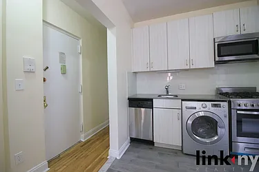 Rented by Link NY Realty